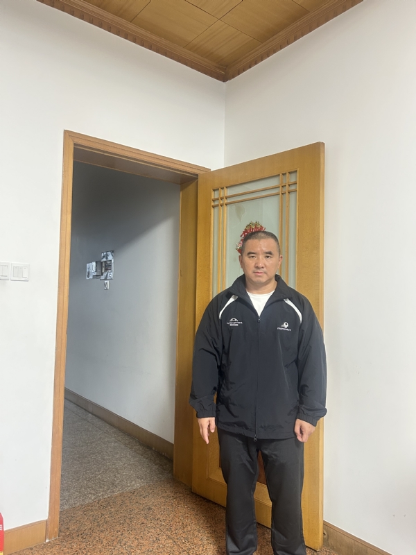 沉稳世界的第二张照片--宁德闪婚服务中心